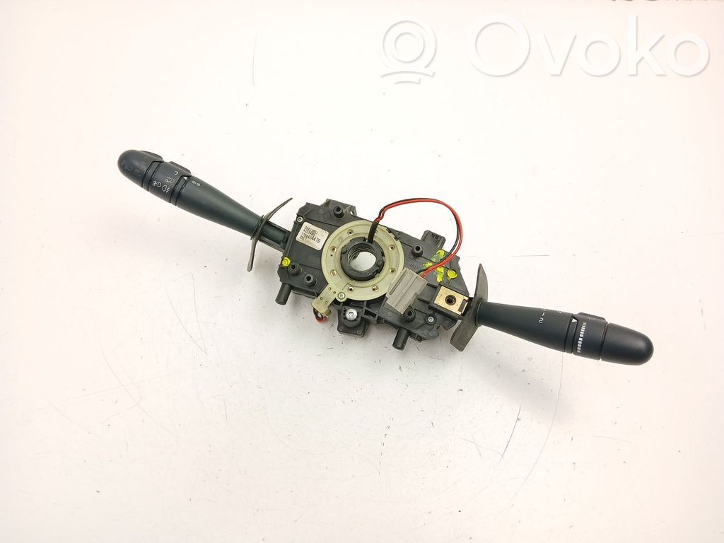 Renault Megane I Palanca de control del limpiaparabrisas 