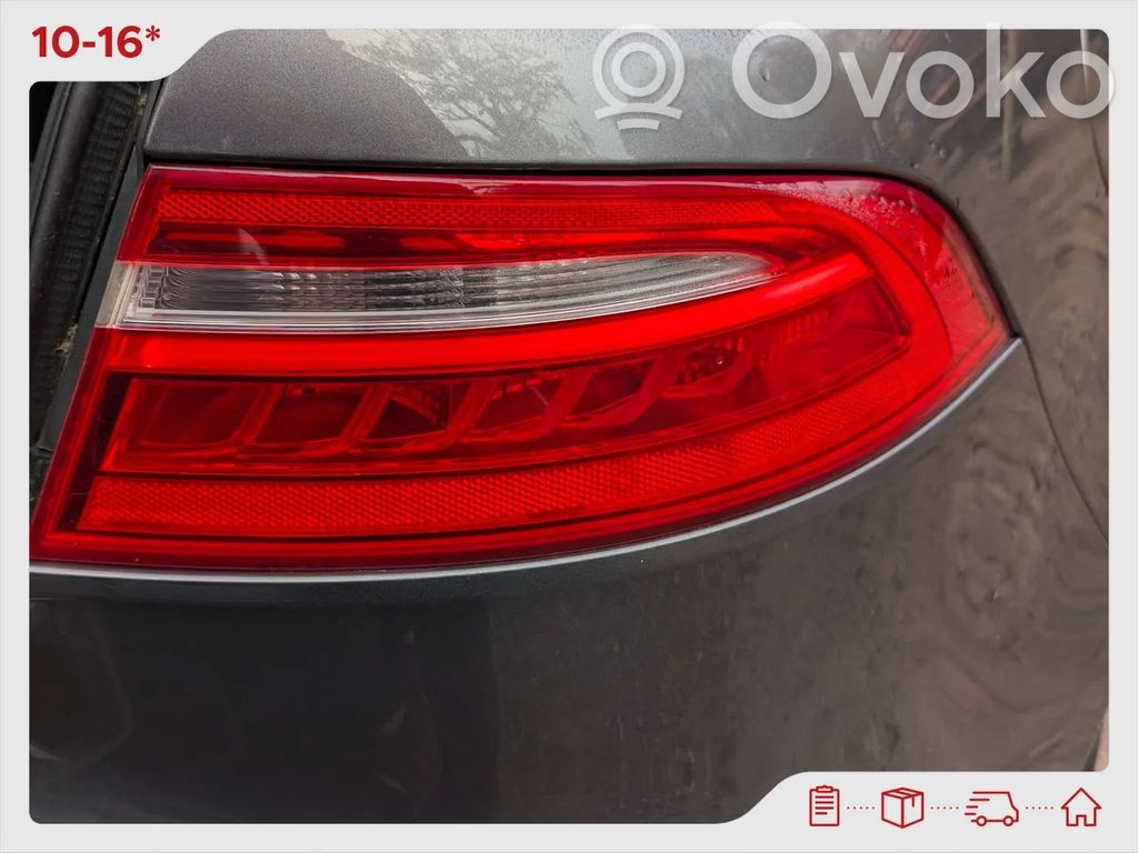Jaguar XE Rear/tail lights 