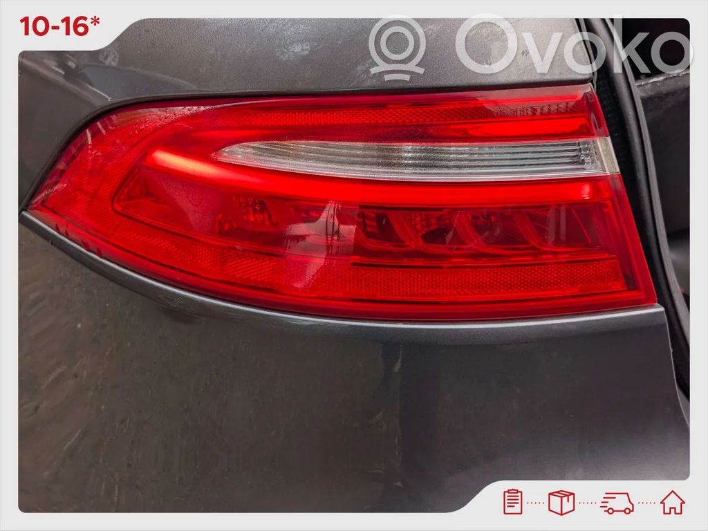 Jaguar XE Rear/tail lights 
