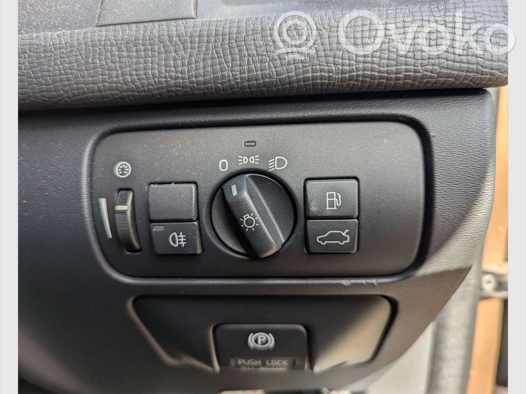 Volvo XC60 Light switch 