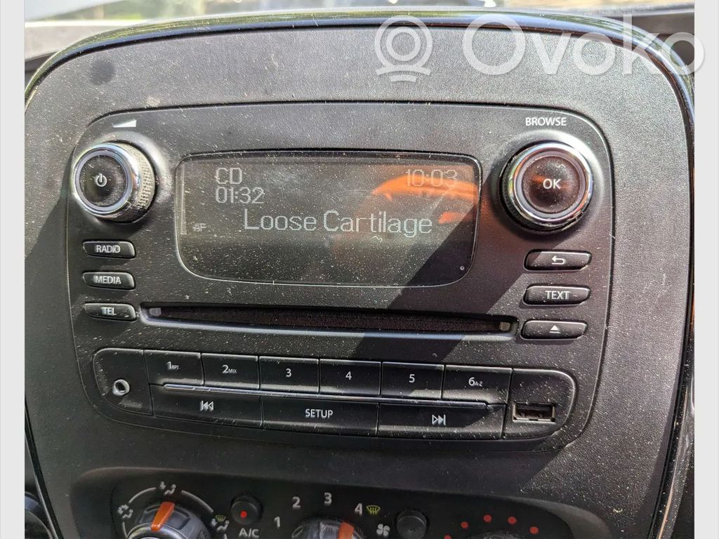 Opel Vivaro Radio/CD/DVD/GPS head unit 