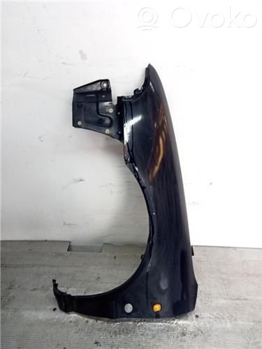 Audi A4 S4 B5 8D Arche d'aile avant 