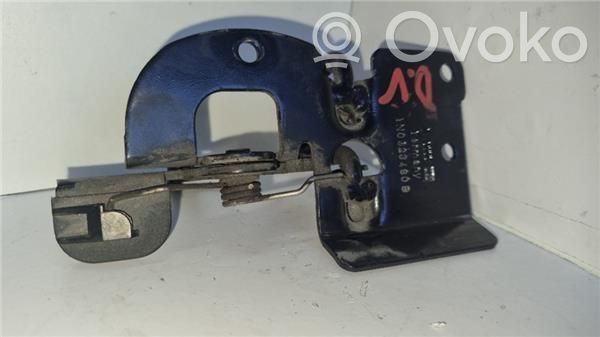 Tie down hook / loop   8N0823480B