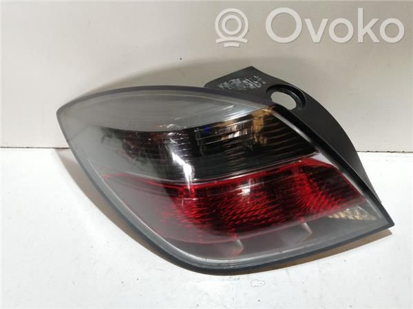 Opel Astra H Takavalon polttimo 