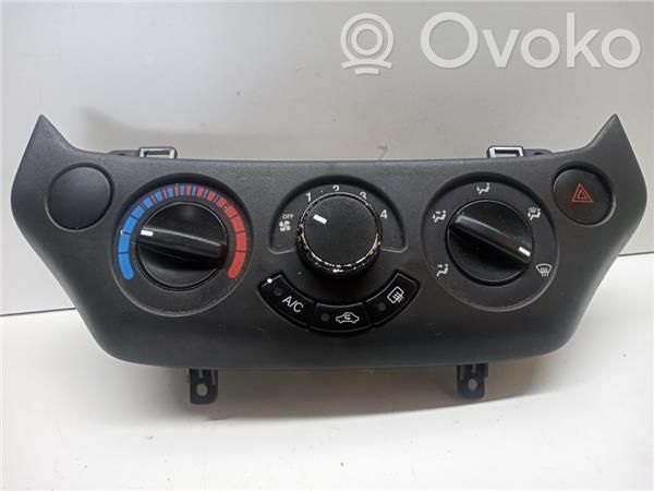 Chevrolet Chevy Van Przycisk / Włącznik klimatyzacji A/C 