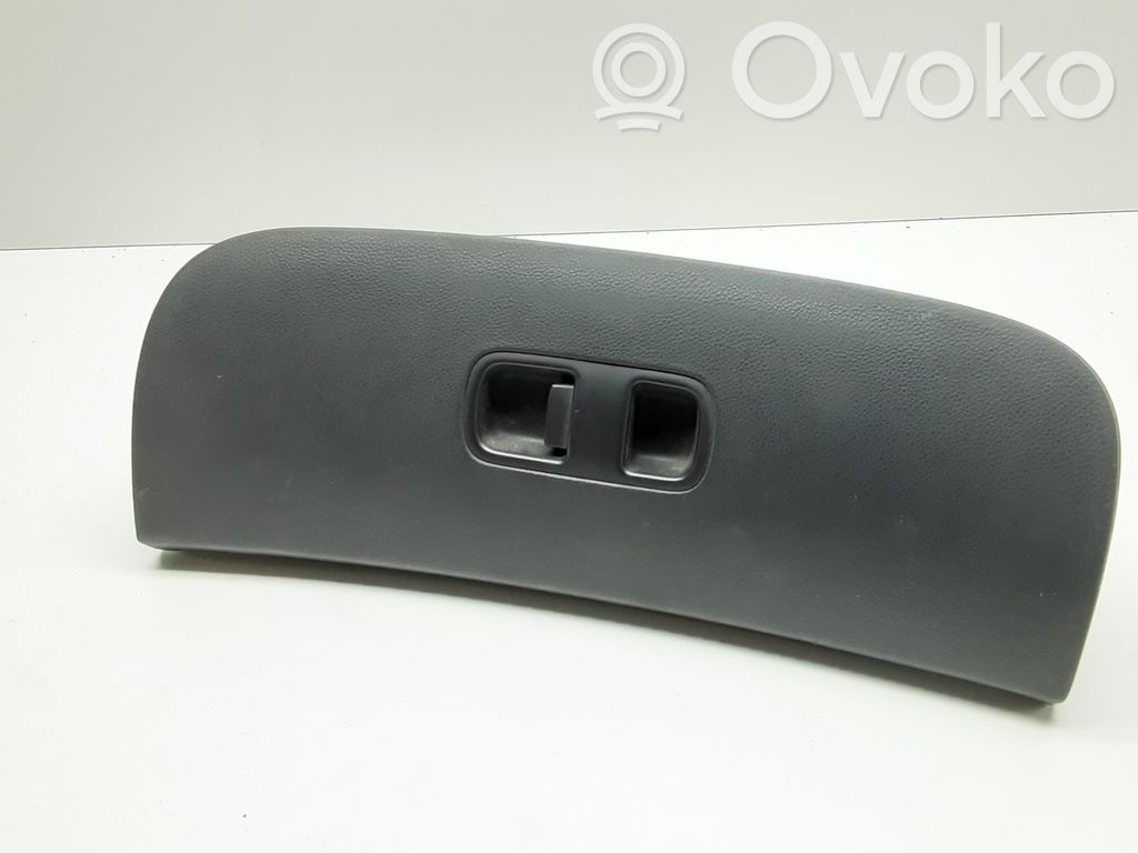 Guantera   4D84735110