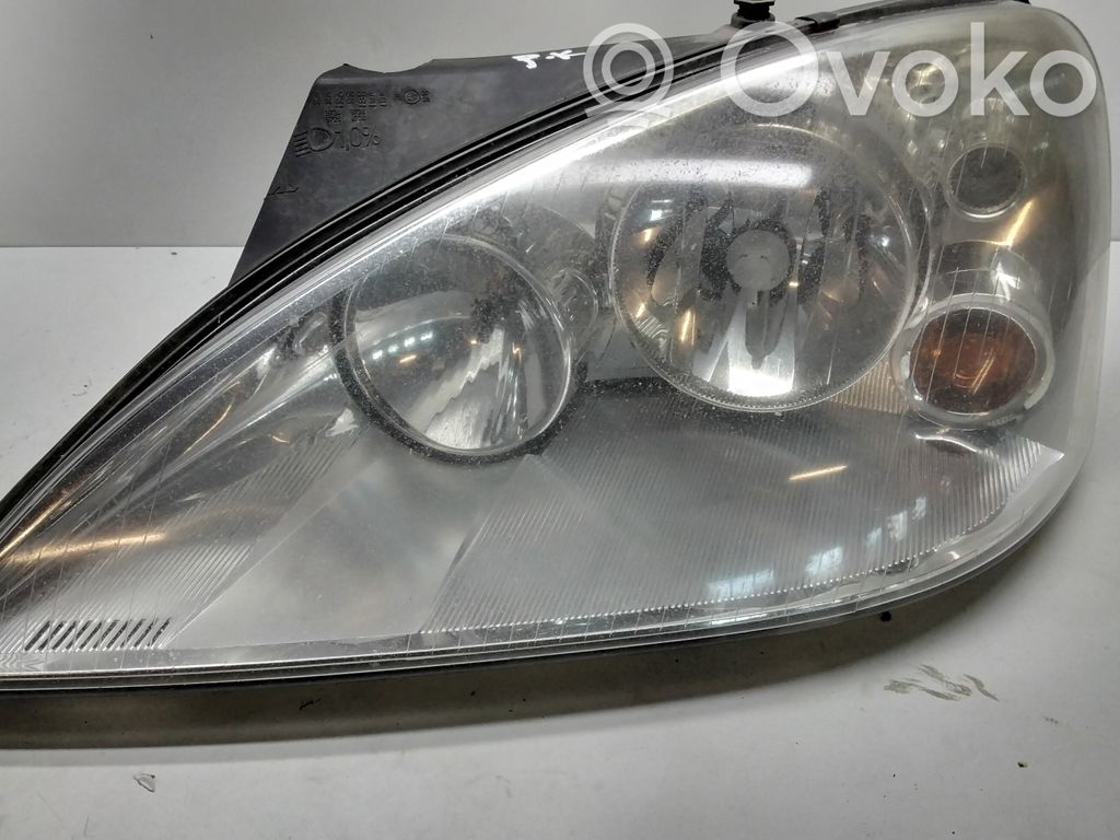 Ford Galaxy Headlight/headlamp 