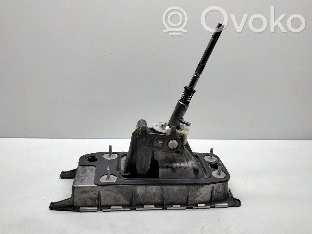 Volkswagen Golf VI Gear shifter/selector 