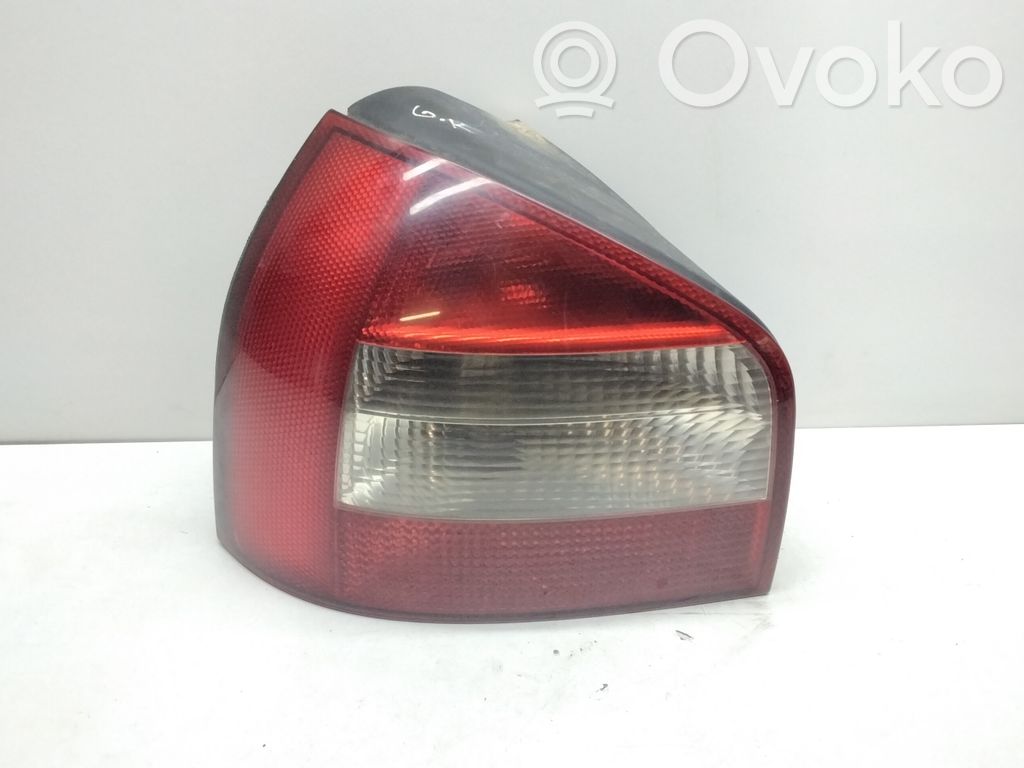 Takavalot   8L0945095B