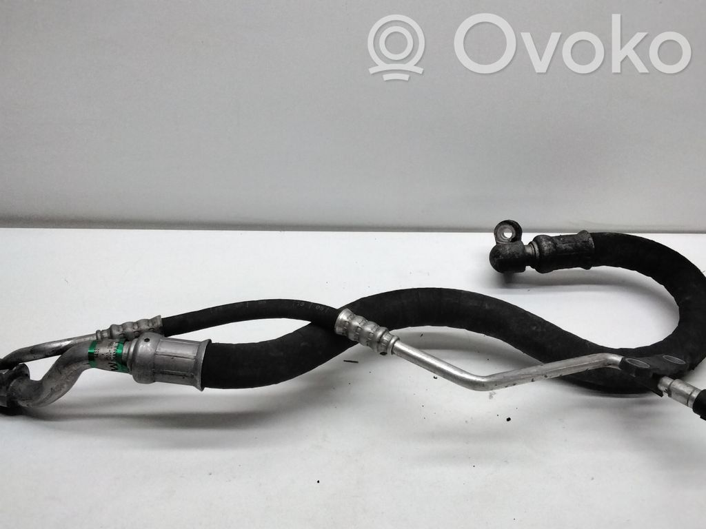BMW 3 E90 E91 Air conditioning (A/C) pipe/hose 