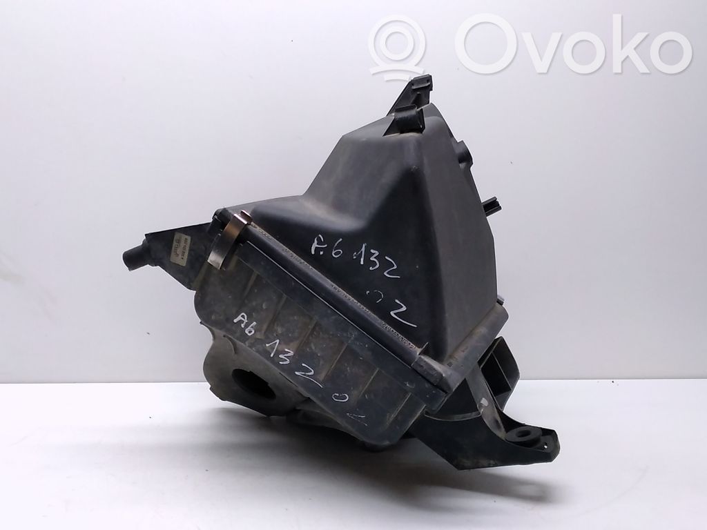 Audi A6 S6 C5 4B Air filter box 