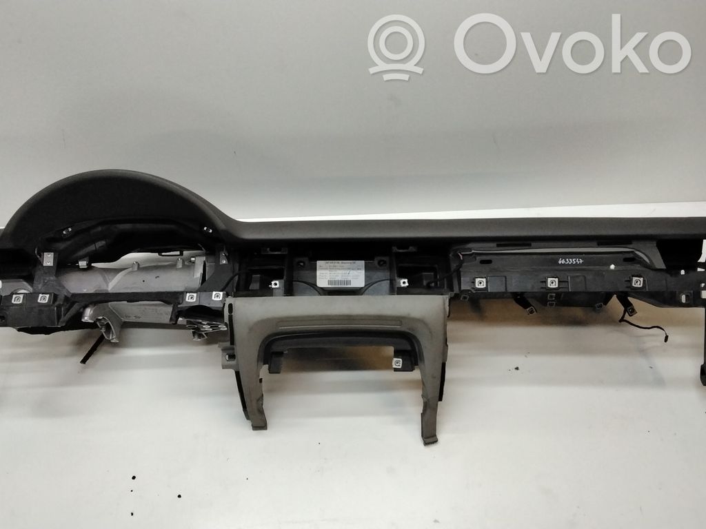 Audi A8 S8 D3 4E Tableau de bord 