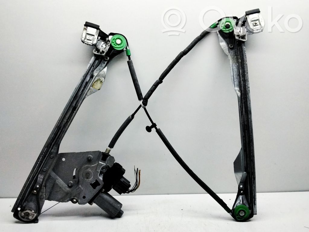 Ford Focus Front door window regulator with motor 
