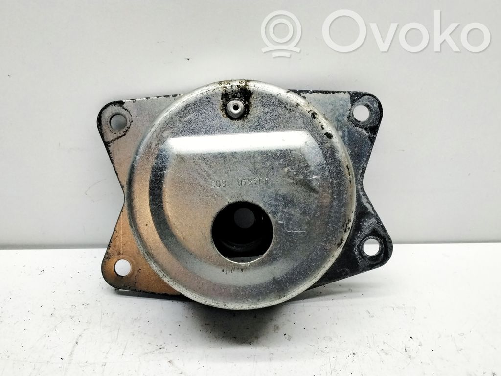 Opel Vectra C Engine mount bracket 