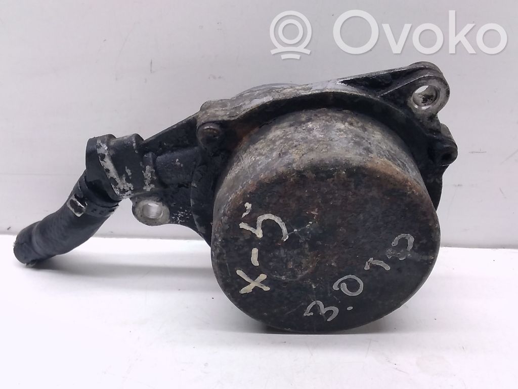 BMW X5 E53 Vacuum pump 