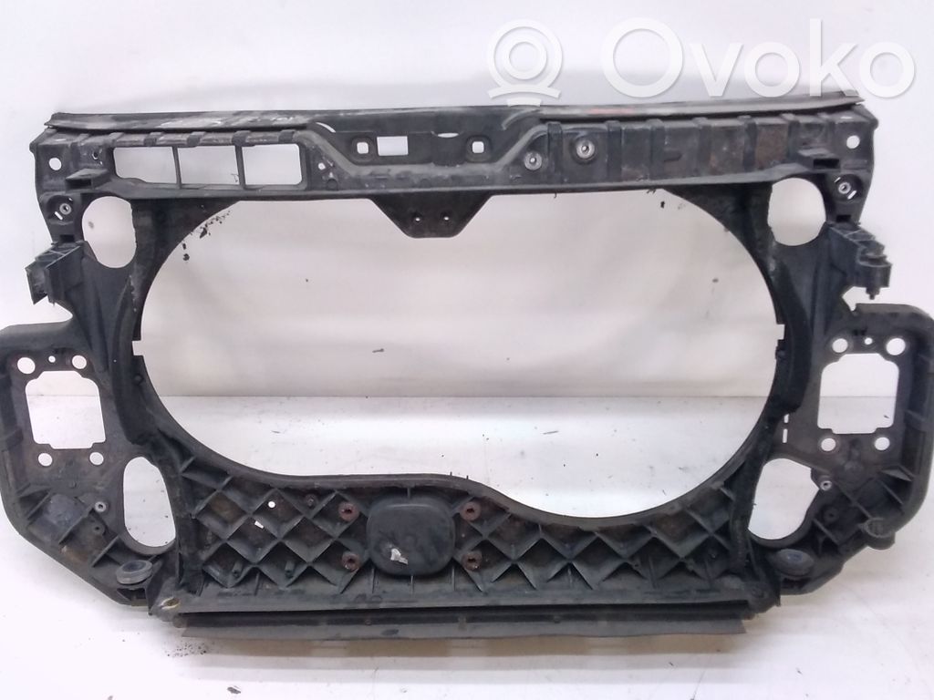 Audi A6 S6 C6 4F Radiatorių panelė 