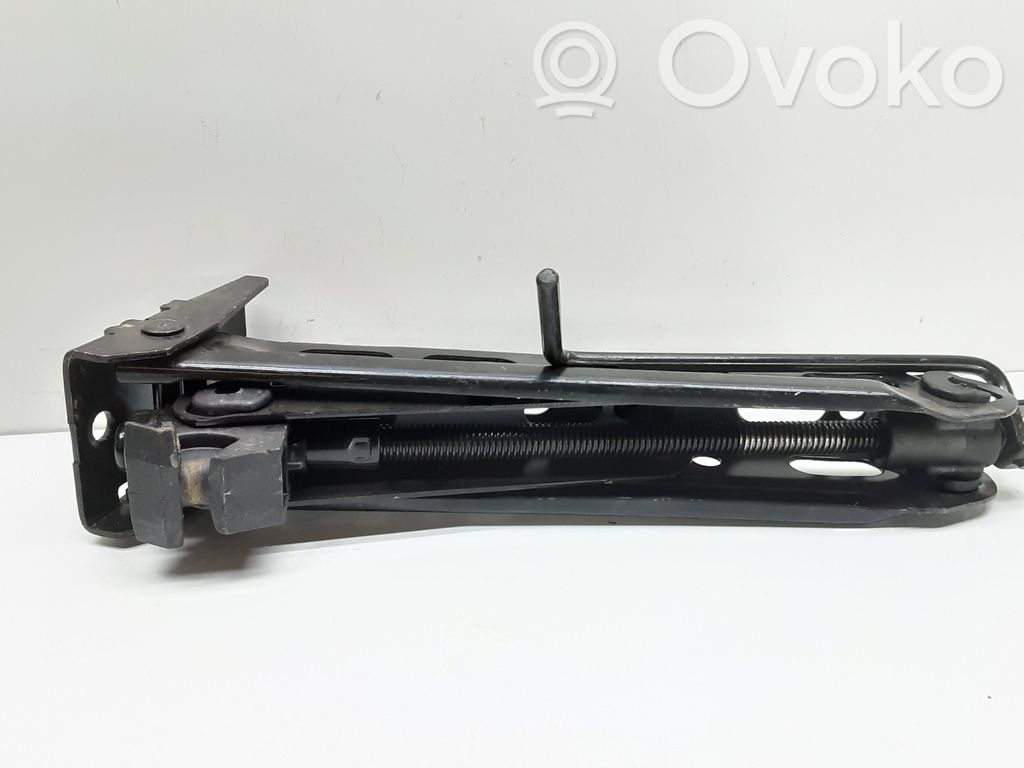 Opel Astra G Домкрат (данкрат) 