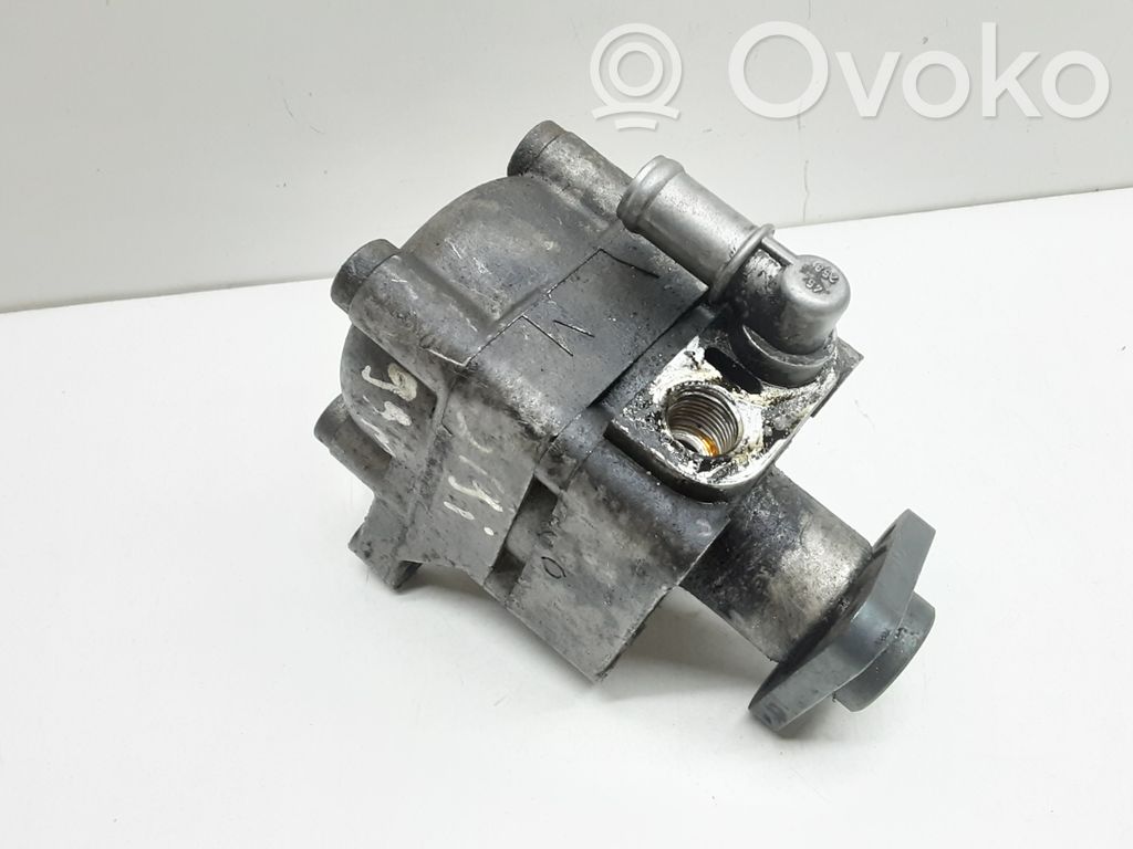 BMW 3 E46 Power steering pump 