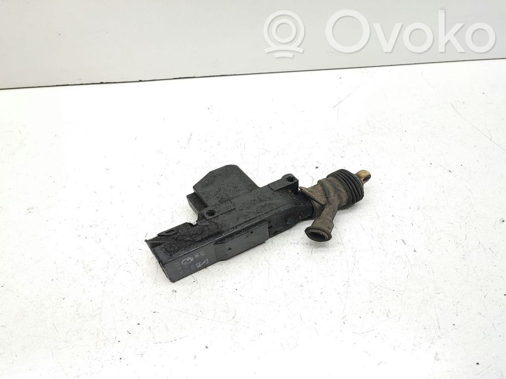 BMW 5 E34 Fuel tank cap lock 
