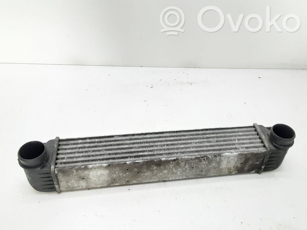 BMW 5 E39 Interkūlerio radiatorius 