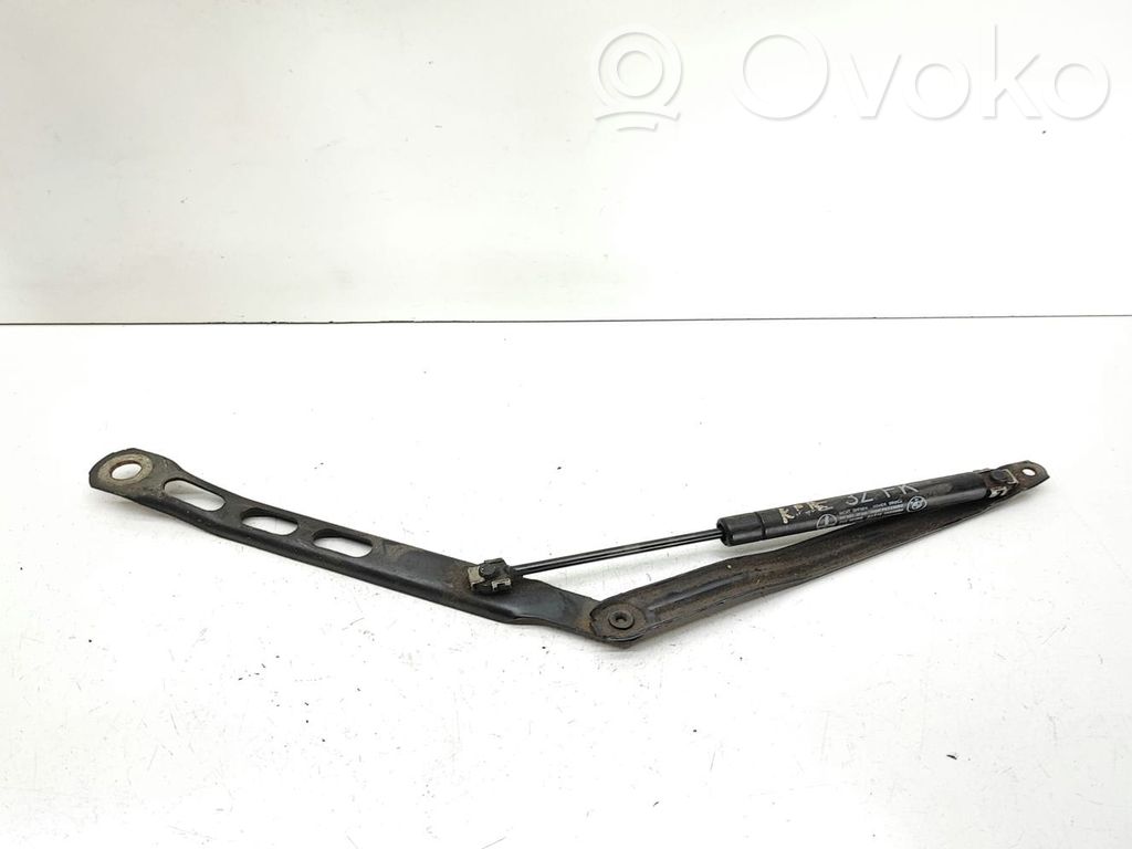 BMW 7 E32 Dzinēja pārsega eņģe (-es) 