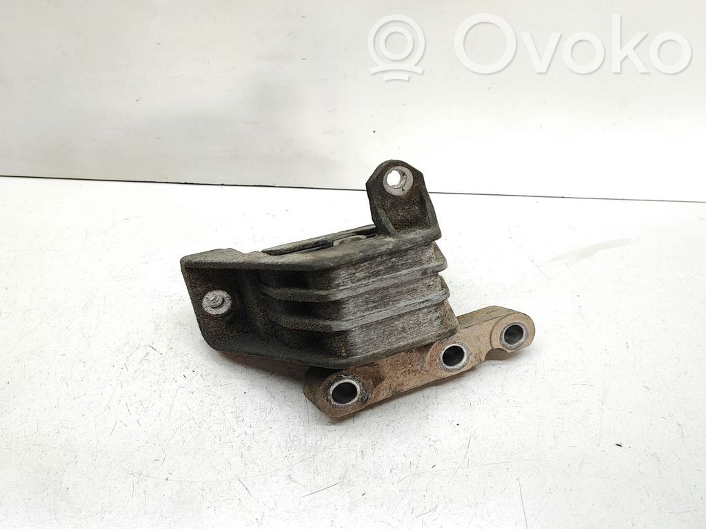 Opel Signum Engine mount bracket 