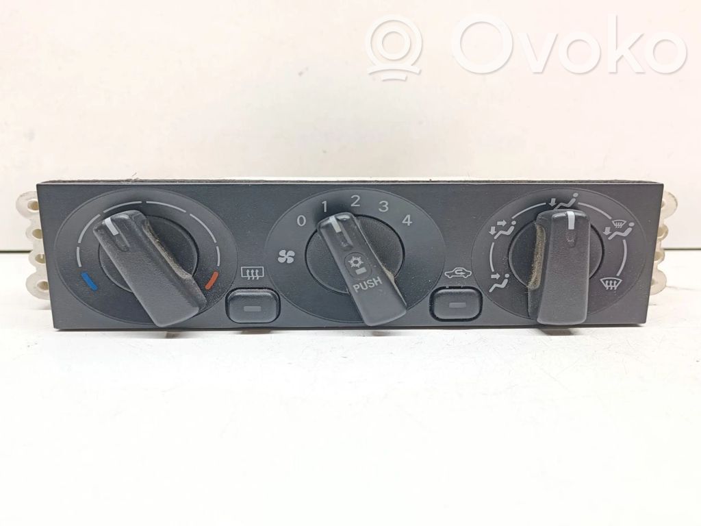 Mitsubishi Space Star Climate control unit 
