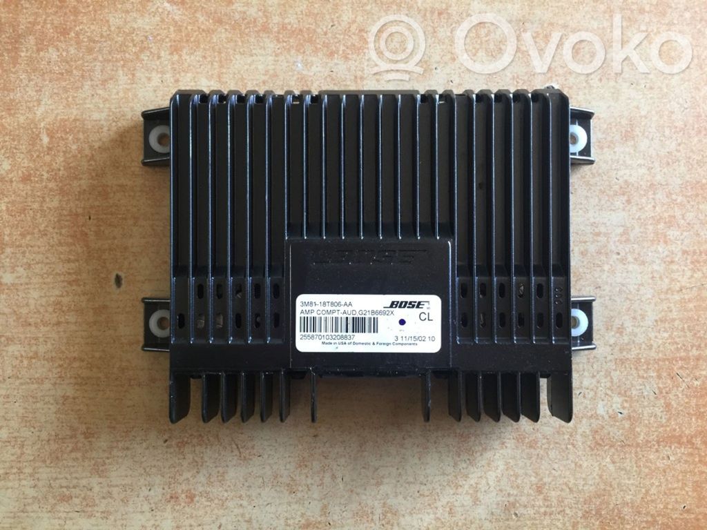 Vahvistin   3M8118T806AA