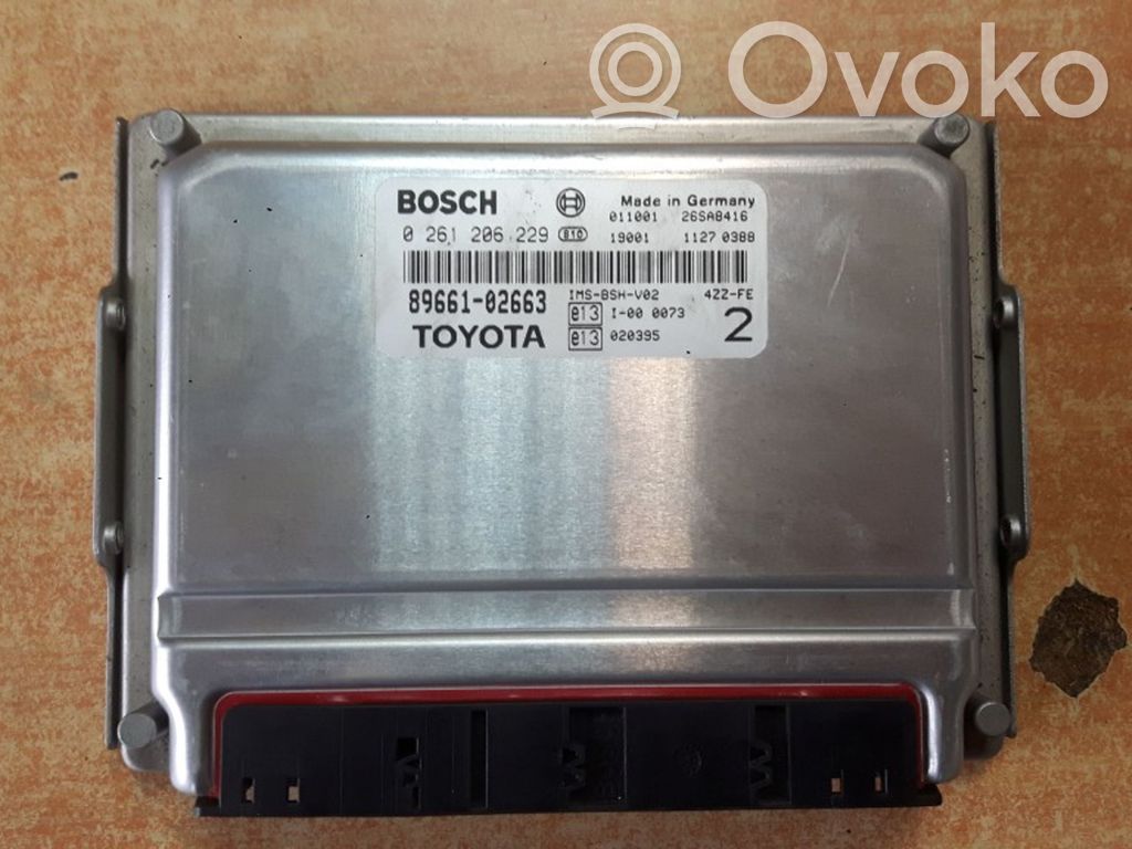 Toyota Corolla E120 E130 Engine control unit/module 
