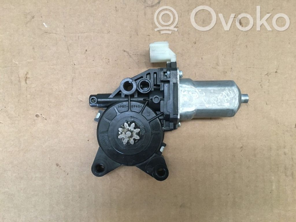 Silnik regulatora szyby drzwi przednich   824501M000,2621004700