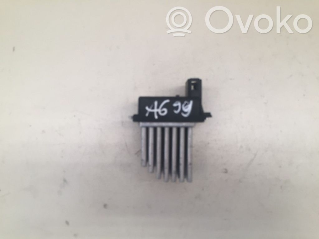 Otros relés   4B0820521,5DS00646720