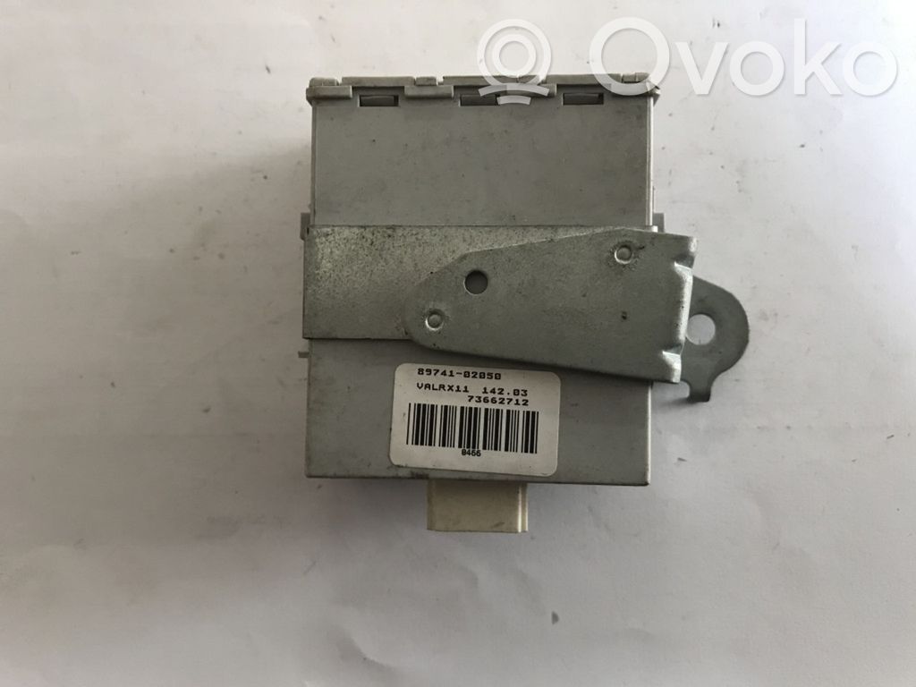 Toyota Corolla E120 E130 Central locking relay 
