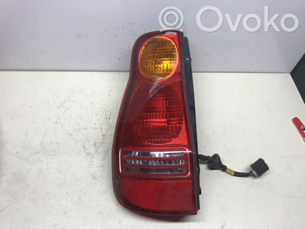 Hyundai Matrix Aizmugurējais lukturis virsbūvē 