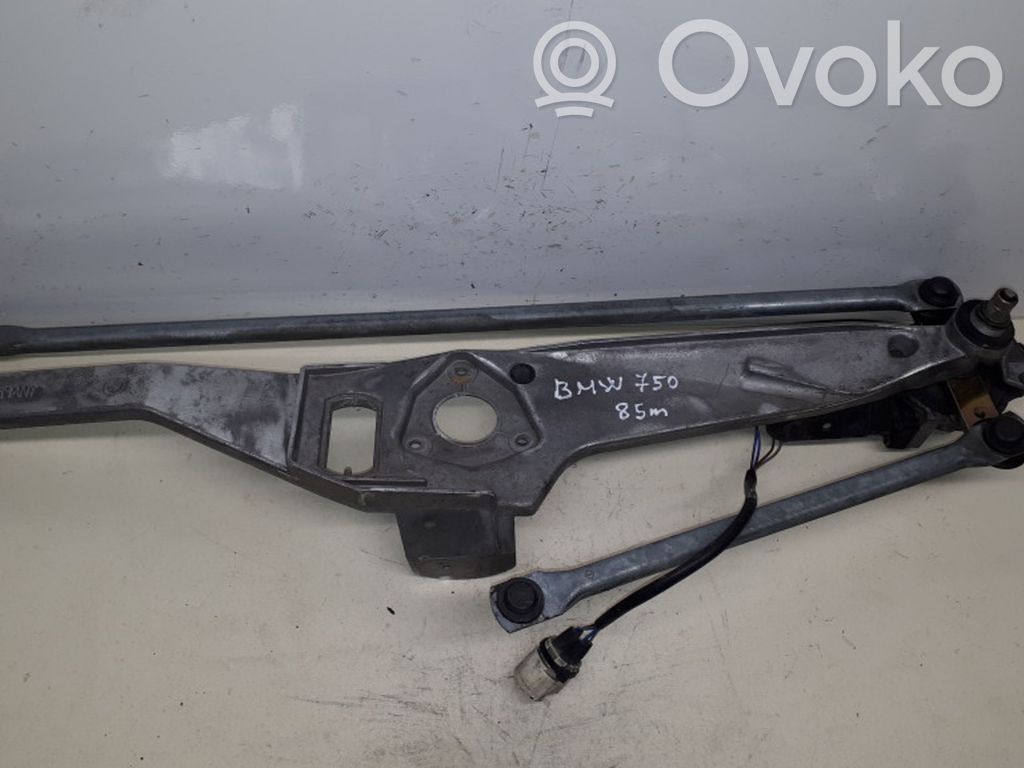 Front wiper linkage