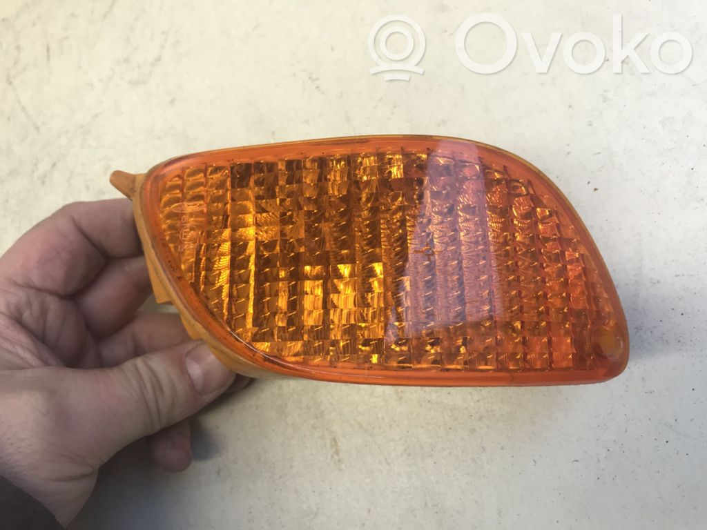 Ford Focus Front indicator light 
