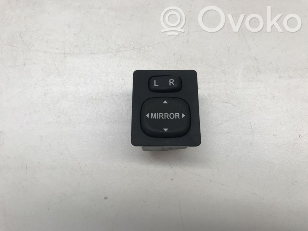 Toyota Yaris Wing mirror switch 