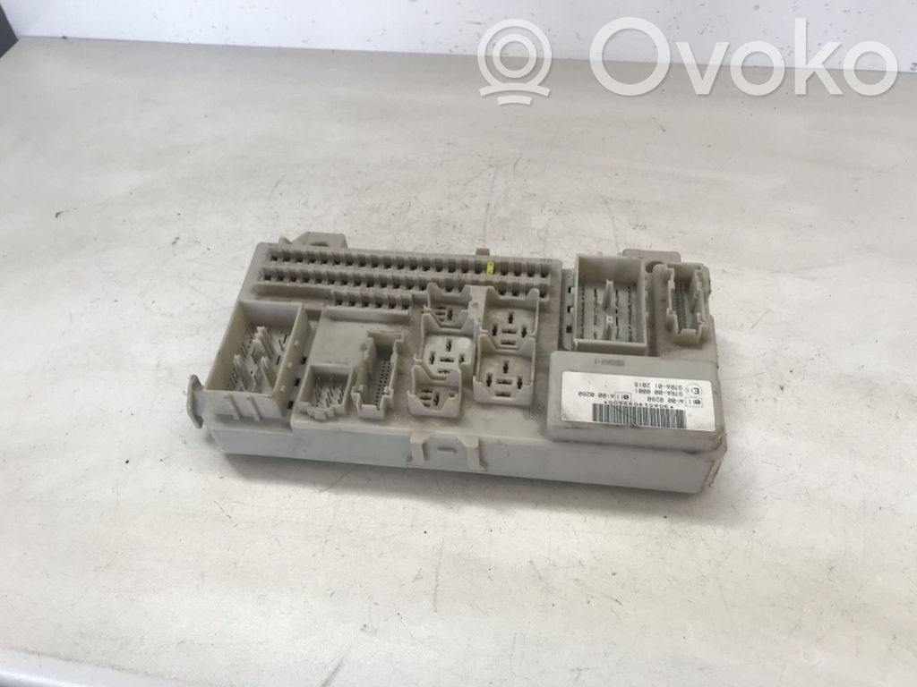 Ford Focus C-MAX Fuse module 