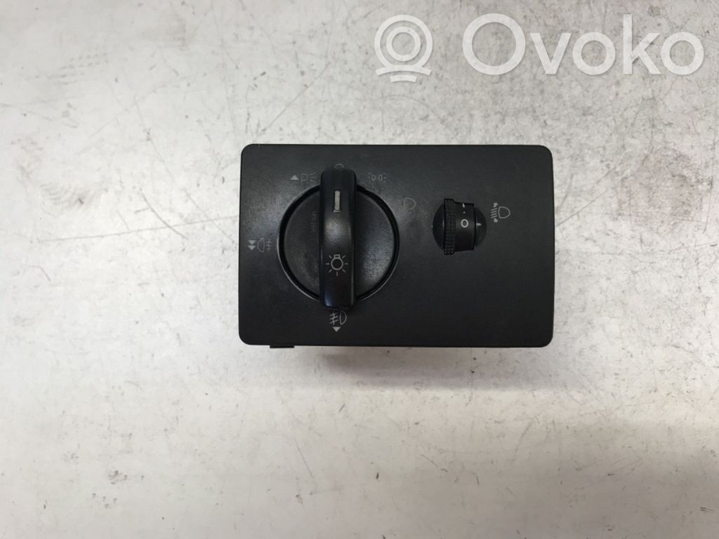 Ford Focus C-MAX Light switch 