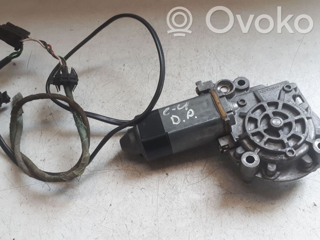 Audi 100 S4 C4 Moteur de lève-vitre de porte avant 