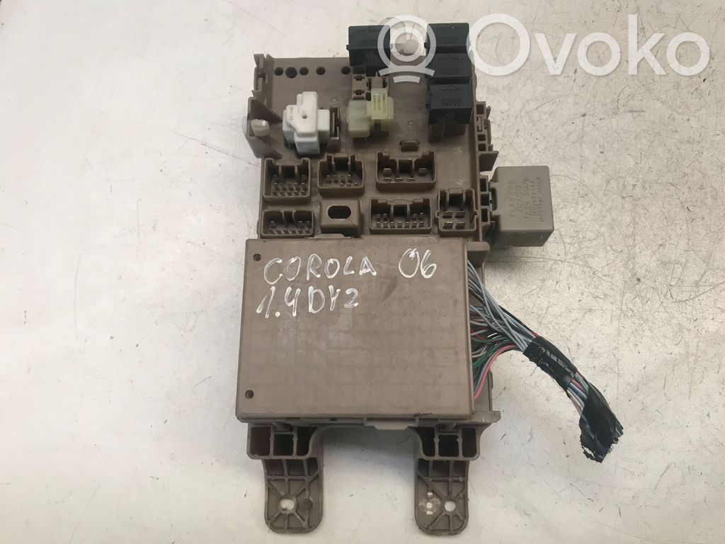 Toyota Corolla E120 E130 Fuse box set 