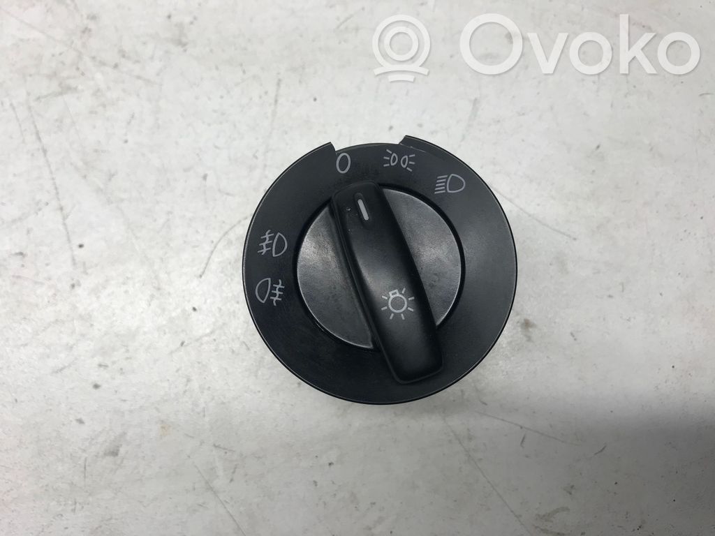 Volkswagen Caddy Light switch 