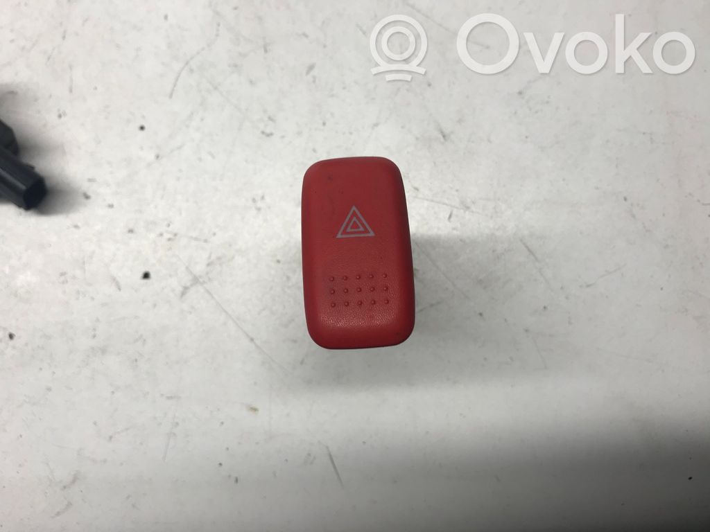 Honda HR-V Botón interruptor de luz de peligro 