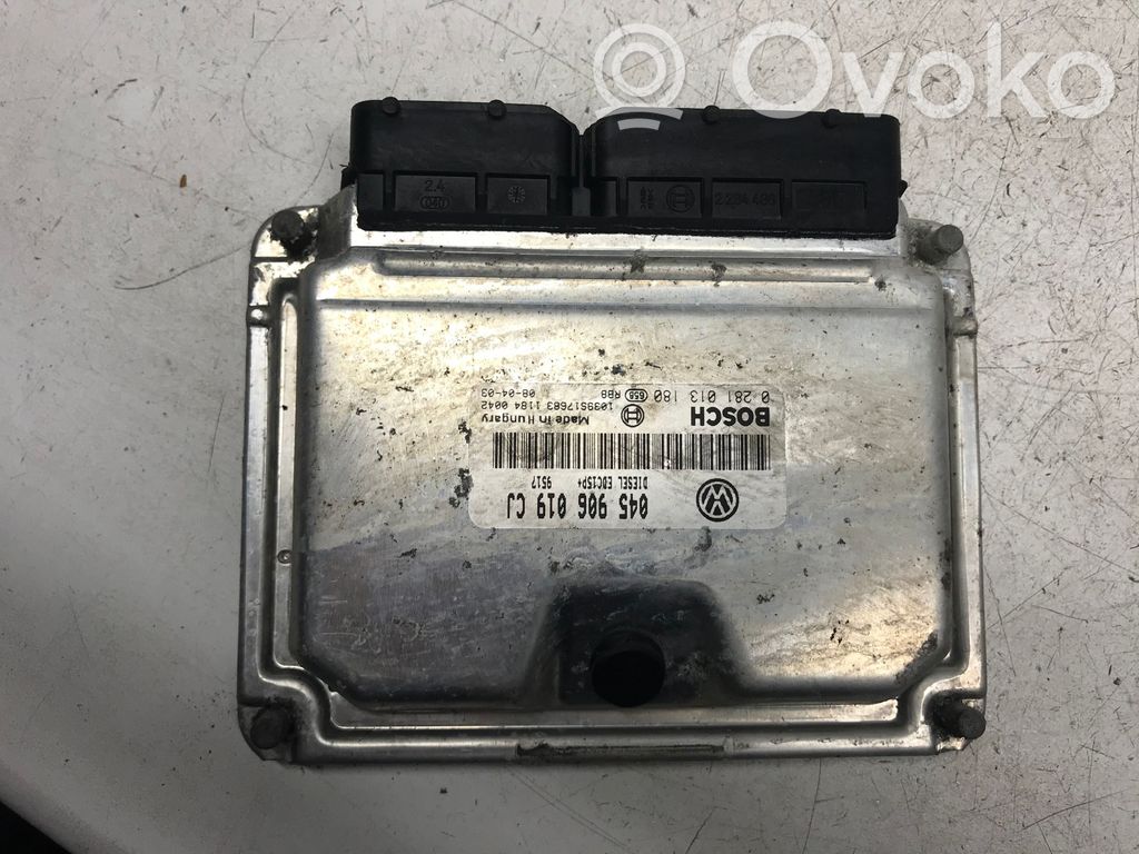 Engine control unit/module   045906019CJ,0281013180