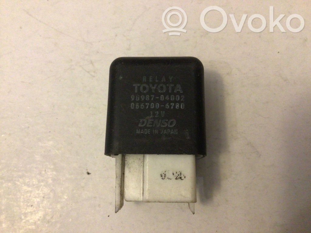 Toyota Carina T190 Autres relais 