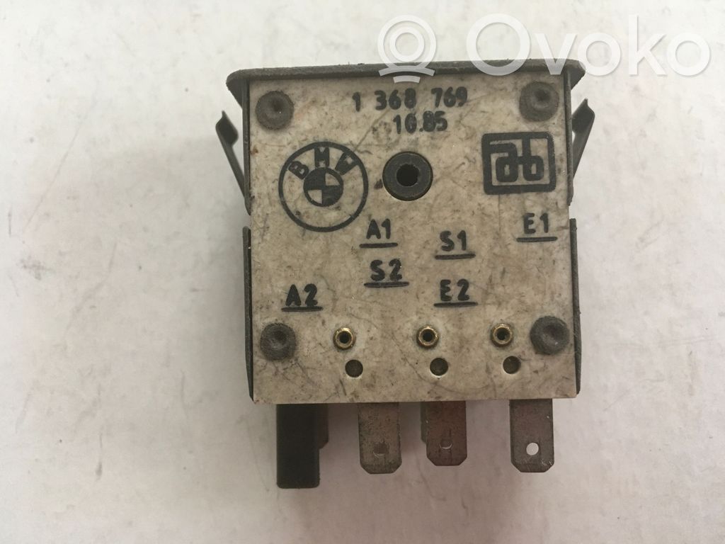 BMW 5 E28 Other relay 