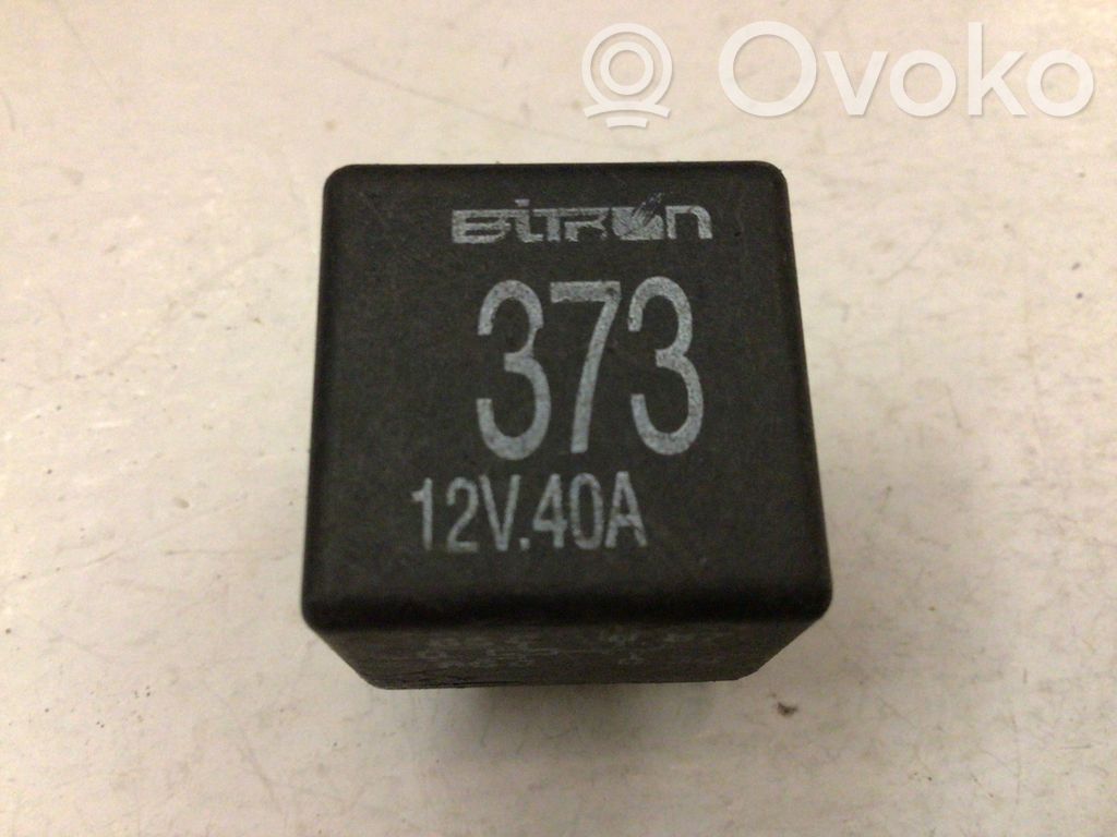 Otros relés   8D0951253A