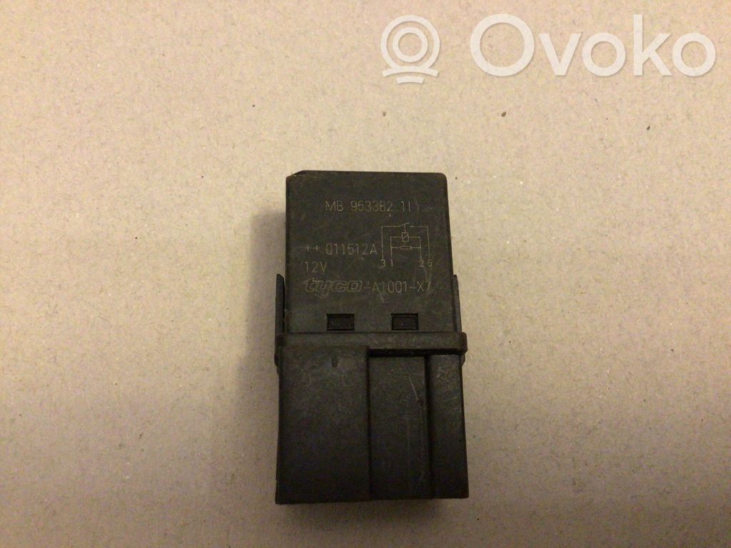 Mitsubishi Carisma Other relay 