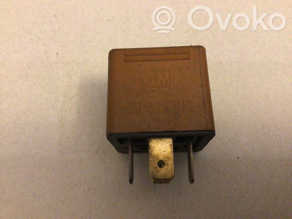 Opel Vectra B Kita rėlė 