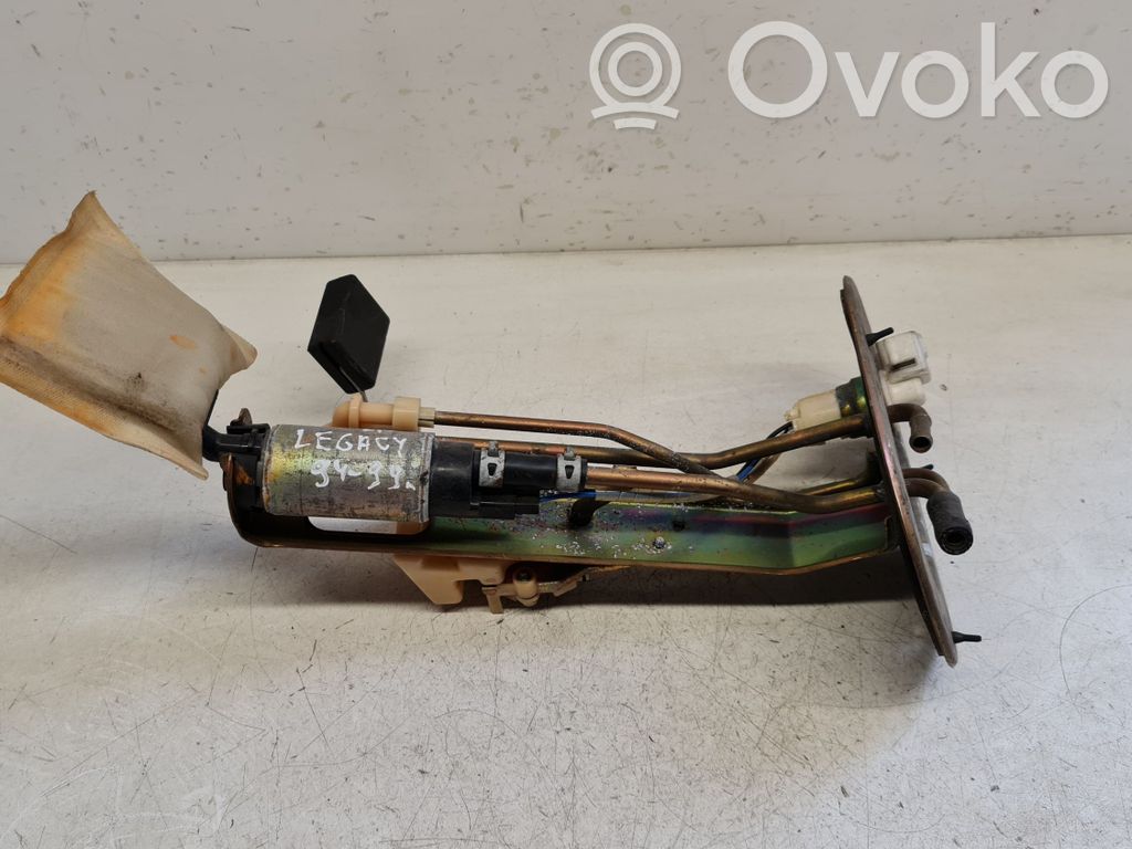 Bomba interna de combustible   42021AC010