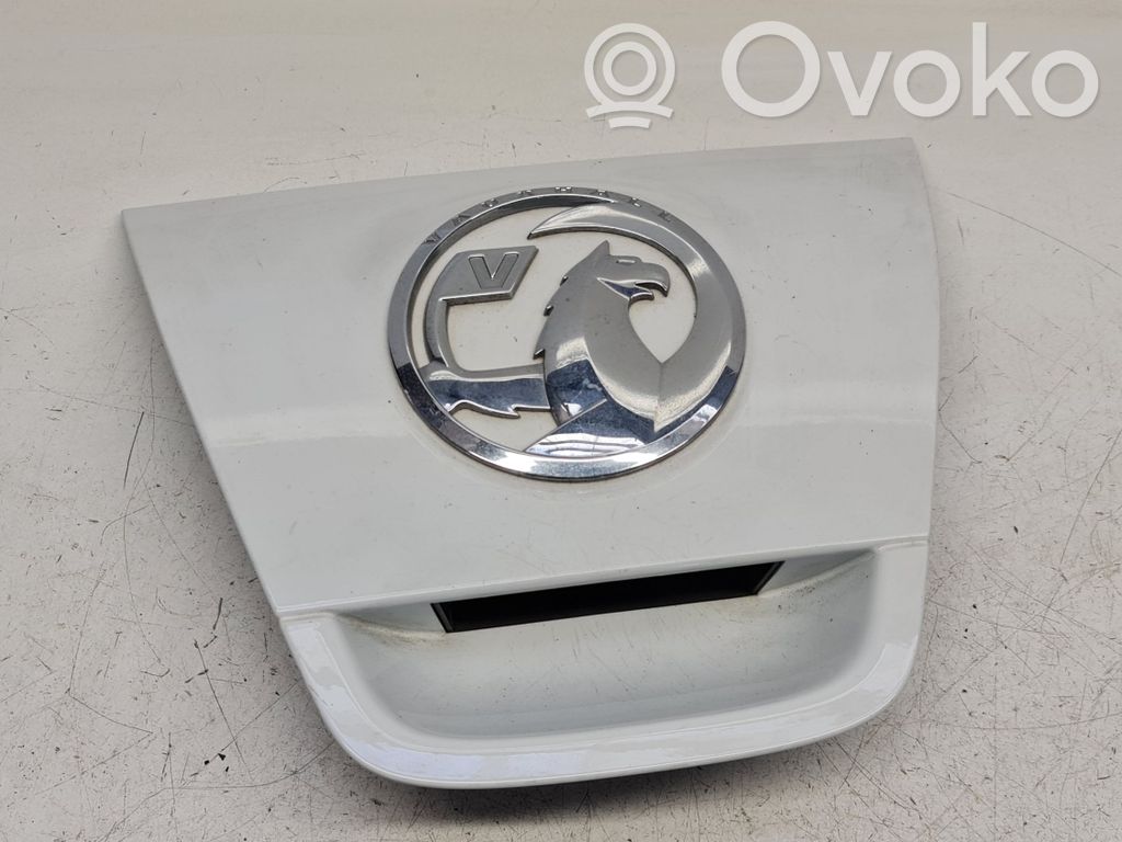 Opel Astra J Poszycie / Tapicerka tylnej klapy bagażnika 